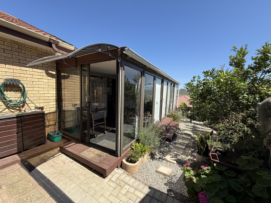 3 Bedroom Property for Sale in Reebok Western Cape